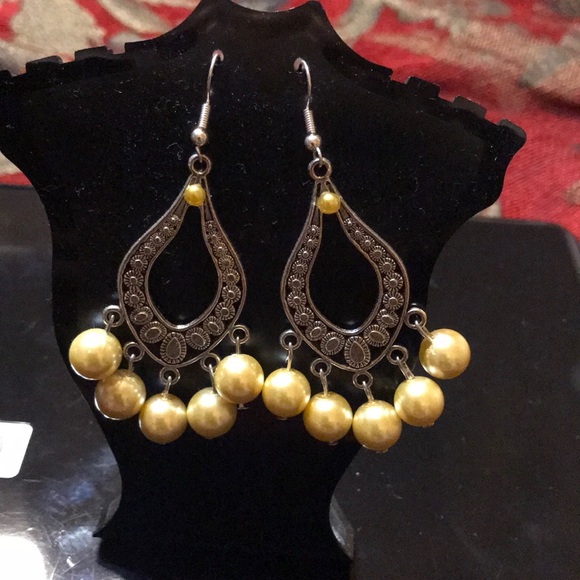 Earring - Picture 8 of 8